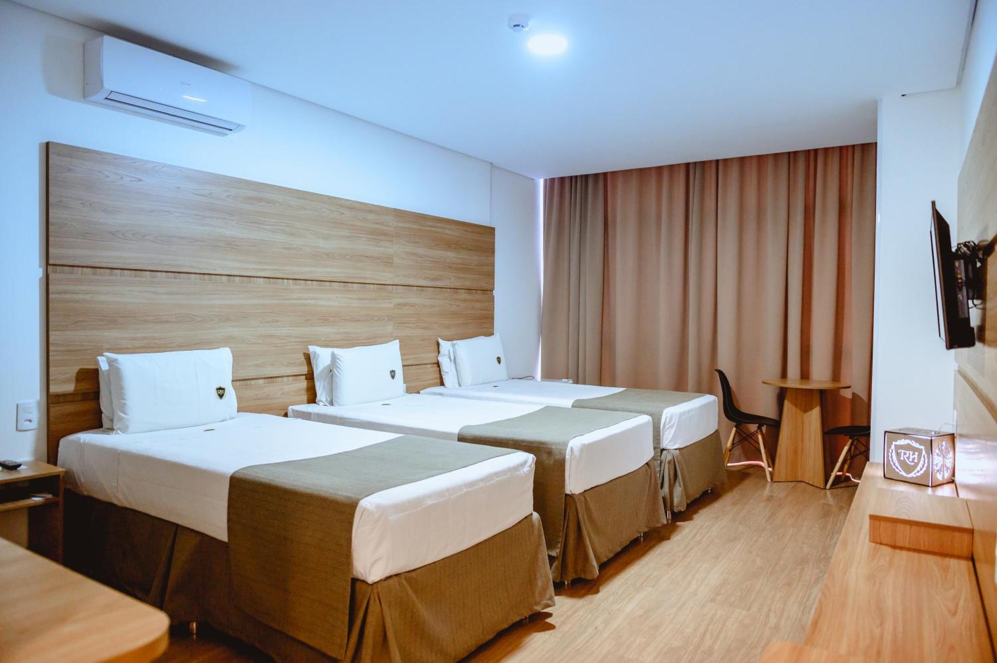 Riellis Center Hotel Botucatu Exterior photo